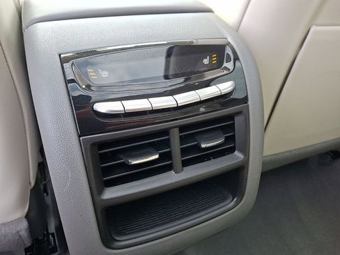 Used 2023 Cadillac XT5 Premium Luxury w/ Technology Package image 22