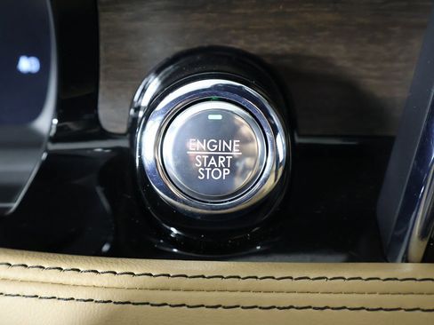 Used 2022 Lincoln Corsair Reserve w/ Elements Package image 39