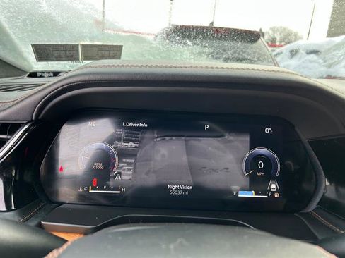 Used 2023 Jeep Grand Cherokee Summit image 17