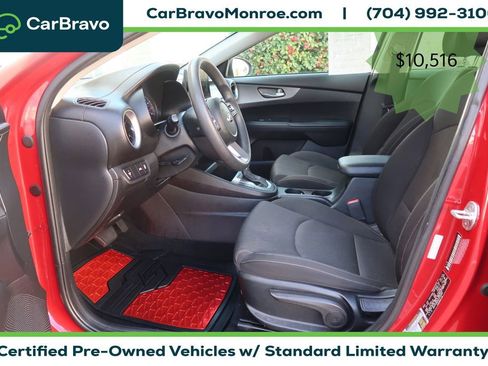 Used 2020 Kia Forte LXS FWD image 11