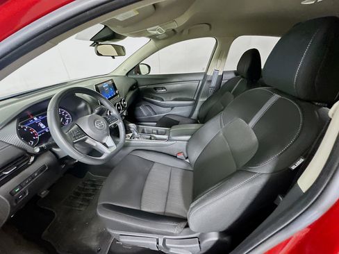 Used 2022 Nissan Sentra SV w/ Trunk Package image 13