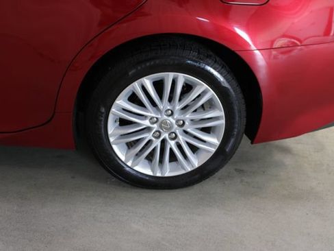 Used 2014 Lexus ES 350 w/ Luxury Package FWD image 37