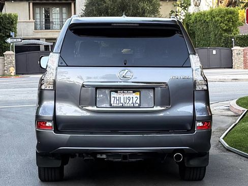 Used 2015 Lexus GX 460 image 6