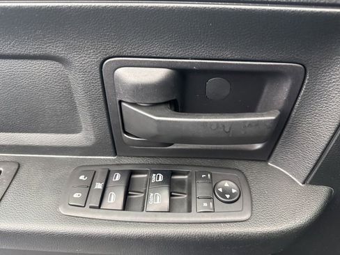 Used 2017 RAM 1500 ST w/ SXT Appearance Group AWD/4WD image 30