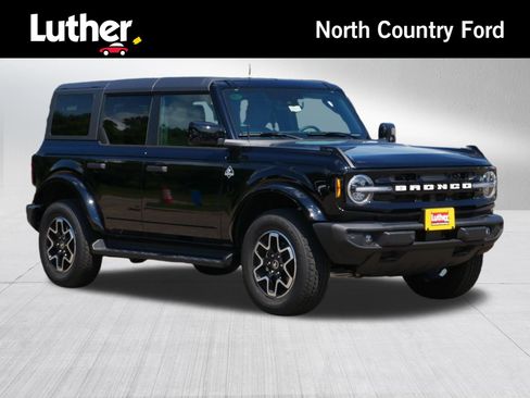 Used 2026 Ford Bronco Outer Banks AWD/4WD image 1