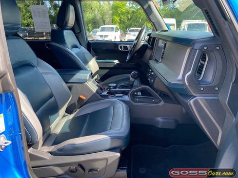 Used 2024 Ford Bronco Outer Banks AWD/4WD image 6
