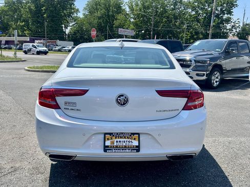 Used 2017 Buick LaCrosse Essence w/ Sun and Shade Package FWD image 4