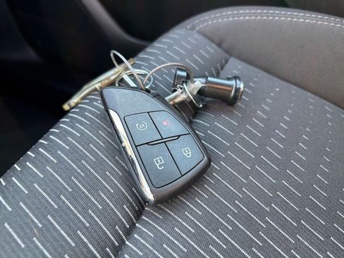 Used 2025 Chevrolet Equinox LT image 18