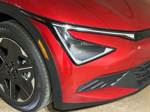 New 2025 Kia EV6 Light image 11