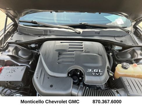 Used 2023 Dodge Charger SXT w/ Blacktop Package RWD image 29