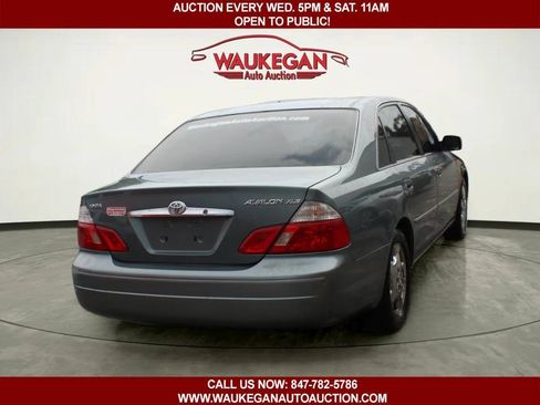 Used 2003 Toyota Avalon XLS FWD image 5