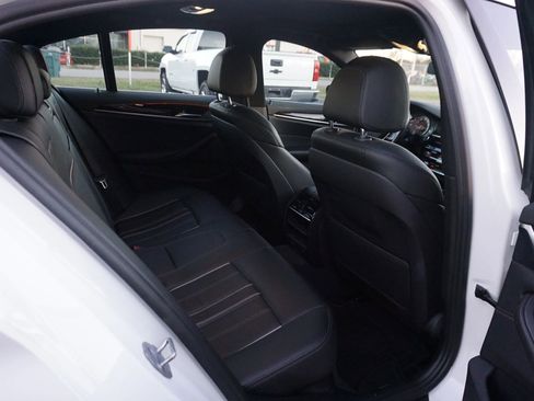 Used 2018 BMW 530i image 22