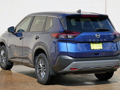 Used 2023 Nissan Rogue S AWD/4WD image 43