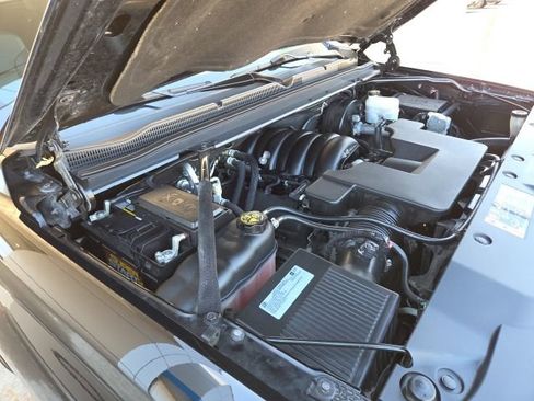 Used 2018 Chevrolet Tahoe LT w/ RST Edition image 71