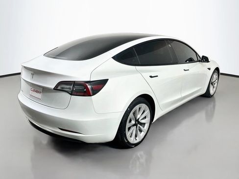 Used 2023 Tesla Model 3 Standard Range RWD image 6