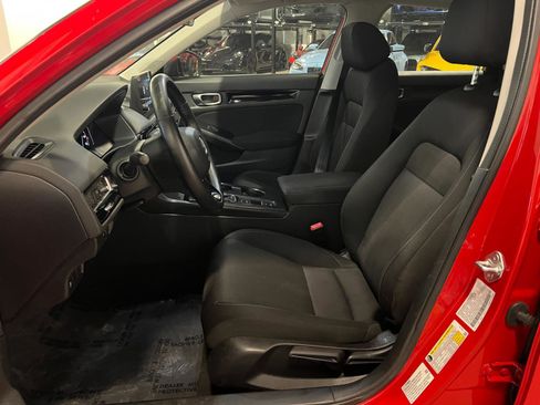 Used 2023 Honda Civic EX image 9
