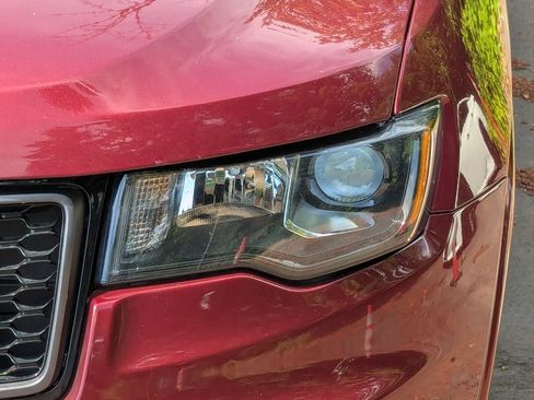 Used 2021 Jeep Grand Cherokee Limited w/ Quick Order Package 2GK 80th AWD/4WD image 12