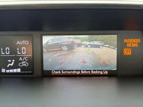 Used 2015 Subaru Forester 2.5i Touring w/ Eyesight & Navigation System AWD/4WD image 34