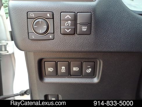 Certified 2023 Lexus GX 460 Premium w/ Premium Plus Package AWD/4WD image 11