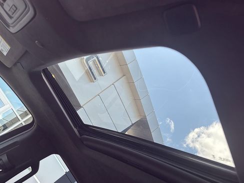 Used 2024 GMC Sierra 1500 AT4X image 28