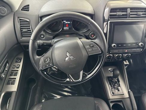 Used 2024 Mitsubishi Outlander Sport SE image 28