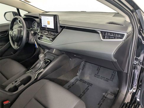 Certified 2024 Toyota Corolla LE image 22