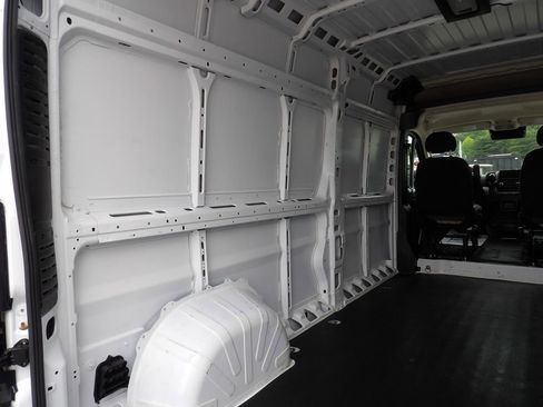 Used 2024 RAM ProMaster 2500 w/ Convenience Group FWD image 41