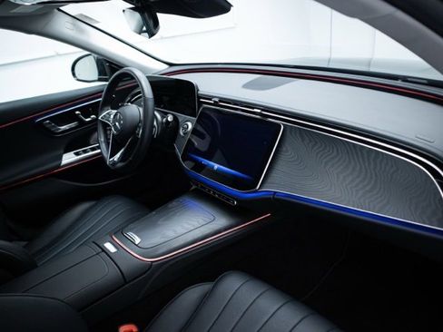 Used 2025 Mercedes-Benz E 450 4MATIC All-Terrain Wagon image 15