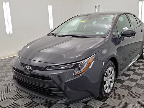 Certified 2026 Toyota Corolla LE FWD image 8