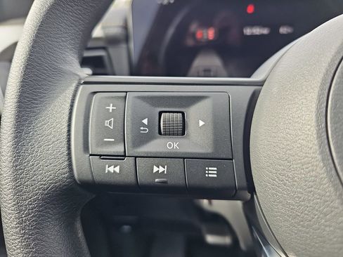 New 2026 Nissan Kicks SV w/ Charging Package image 21