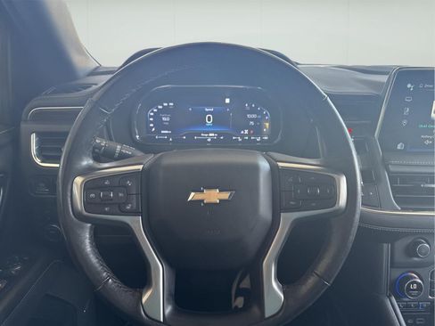 Used 2023 Chevrolet Tahoe Premier AWD/4WD image 13