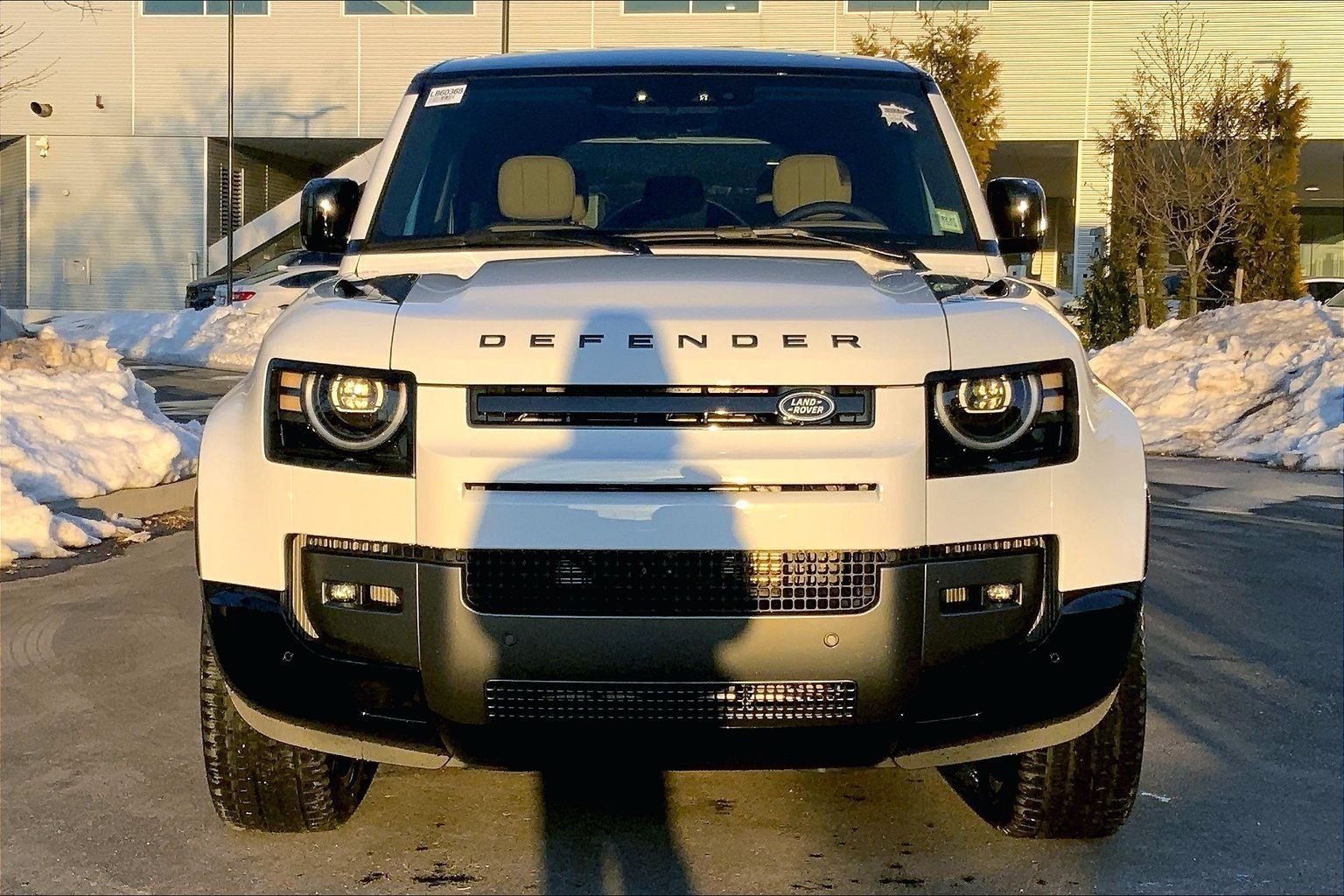 New 2026 Land Rover Defender 110 V8 AWD/4WD image 3