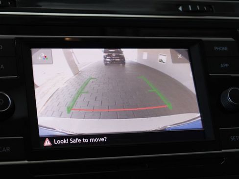 Used 2018 Volkswagen Tiguan S w/ Front Fog Lights Package FWD image 16