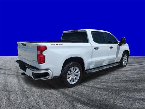 Used 2021 Chevrolet Silverado 1500 Custom w/ Custom Max Trailering Package image 4