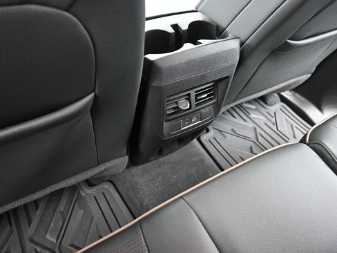 Used 2023 GMC Canyon Denali image 25