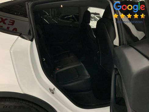 Used 2021 Tesla Model Y Long Range AWD/4WD image 13