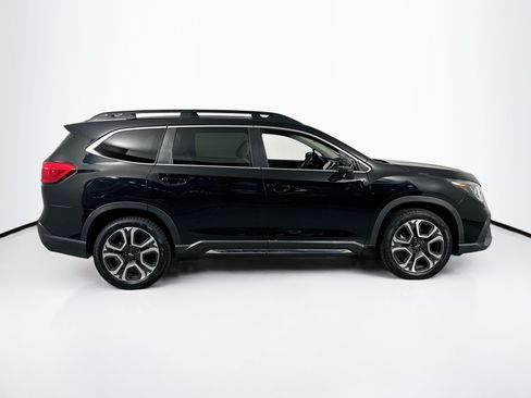 Used 2023 Subaru Ascent Limited AWD/4WD image 4