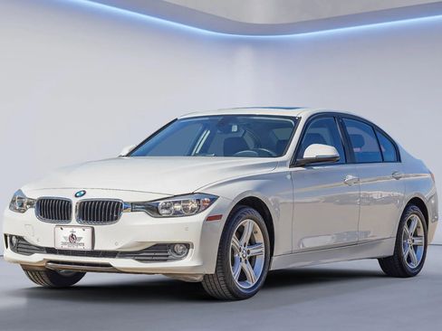 Used 2015 BMW 320i 320i Sedan 4D image 18