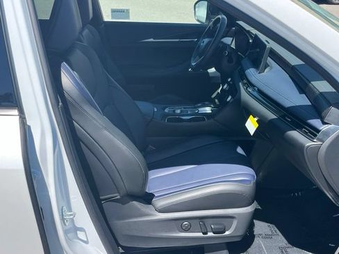 Certified 2026 INFINITI QX60 Sport AWD/4WD image 12