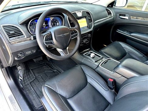 Used 2023 Chrysler 300 Touring L w/ Popular Equipment Group image 13