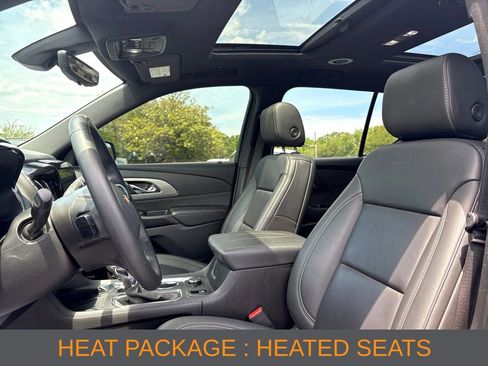 Used 2023 Chevrolet Traverse LT w/ LT Premium Package FWD image 16