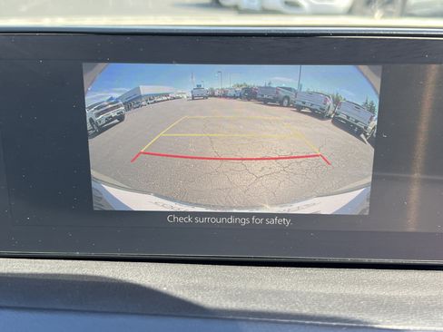 Used 2024 MAZDA MAZDA3 s FWD image 12