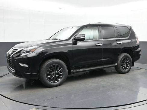 Certified 2023 Lexus GX 460 Premium w/ Premium Package AWD/4WD image 4