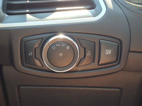 Certified 2024 Ford Edge SEL AWD/4WD image 19