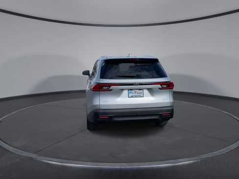 Certified 2025 Toyota Grand Highlander XLE image 7