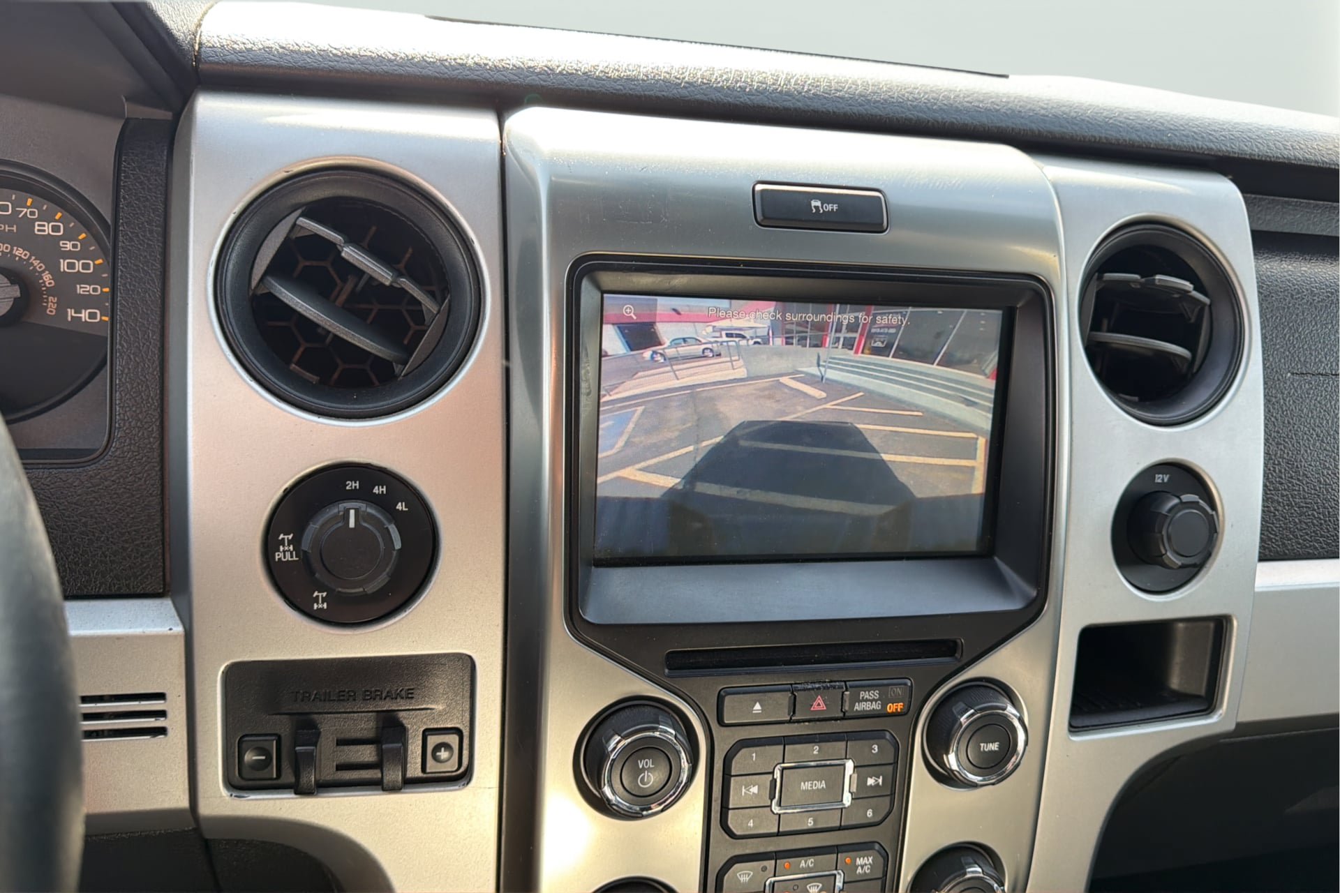 Used 2013 Ford F150 Raptor w/ Luxury Equipment Group AWD/4WD image 25