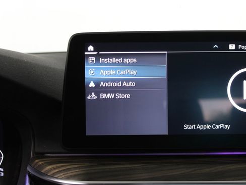 Used 2023 BMW 530e w/ M Sport Package image 27