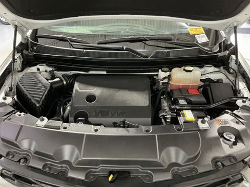 Used 2023 Chevrolet Traverse RS AWD/4WD image 29