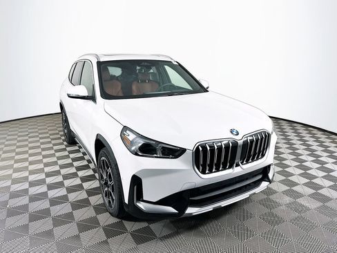Used 2026 BMW X1 xDrive28i w/ Technology Package AWD/4WD image 2