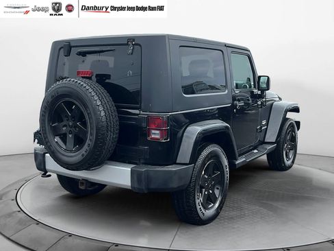 Used 2010 Jeep Wrangler Sahara w/ Dual Top Group image 4